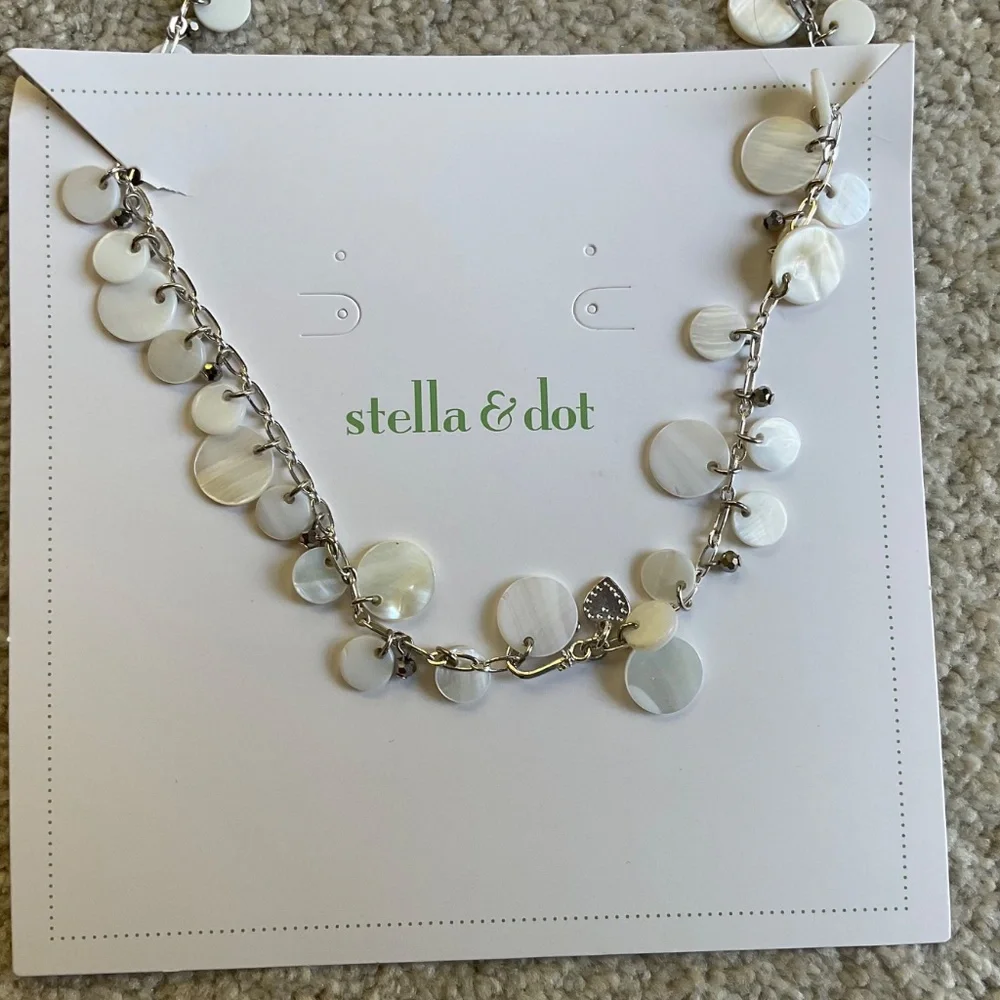 Stella & Dot Toujours MOP Coin Necklace 38" - Picture 5 of 6